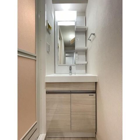 �y���ʏ��z�@