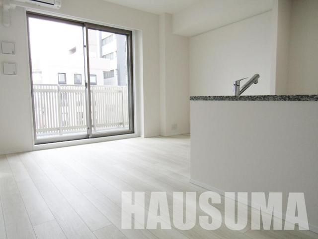 �y���ԁE���r���O�z�@