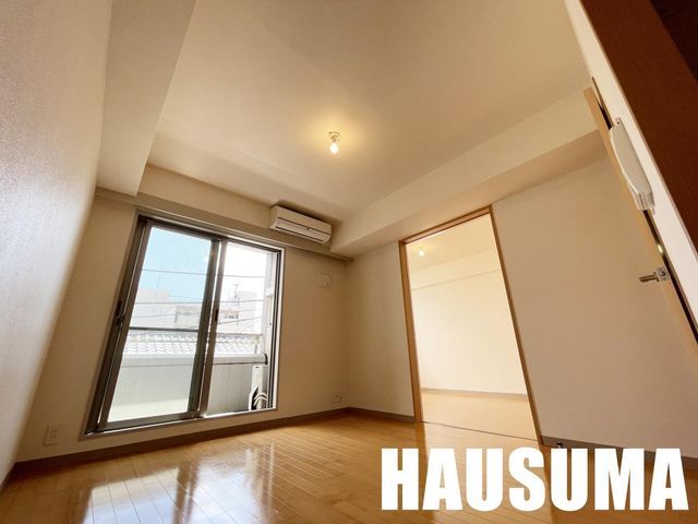 �y���ԁE���r���O�z�@���r���O�E����