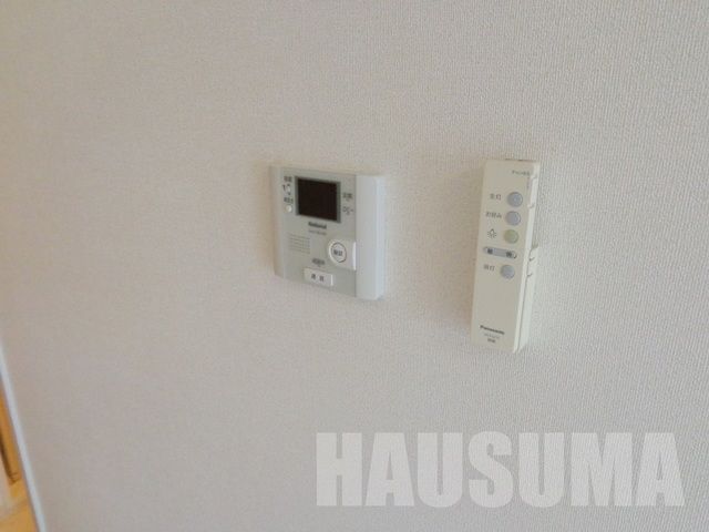 �y���̑��ݔ��z�@���j�^�[�t�C���^�[�z��