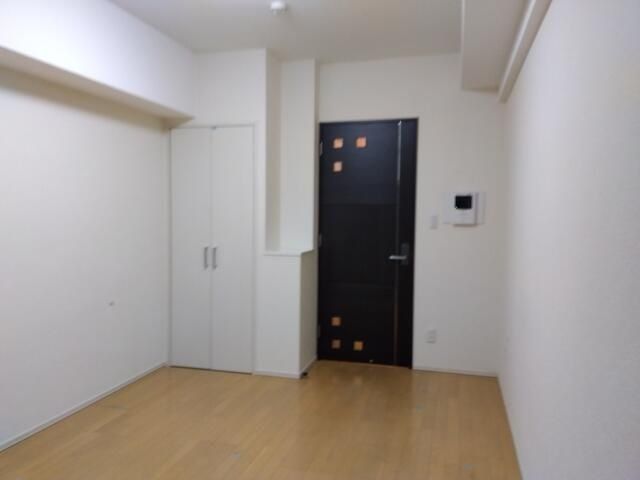 �y���ԁE���r���O�z�@