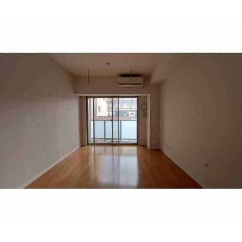 �y���ԁE���r���O�z�@