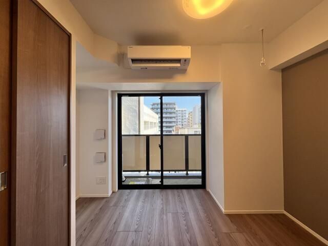 �y���ԁE���r���O�z�@