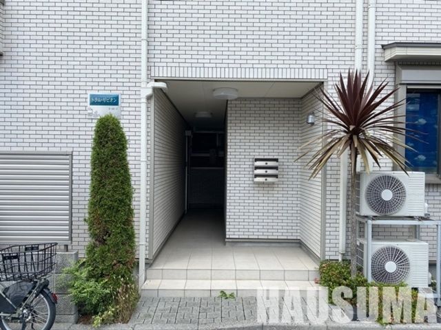 �y�G���g�����X�z�@