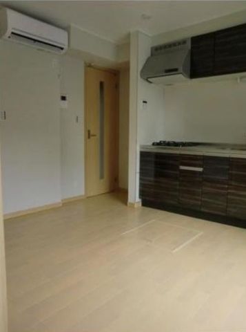 �y���ԁE���r���O�z�@����