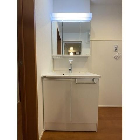 �y���ʏ��z�@