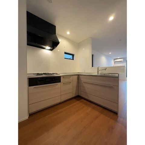 �y�L�b�`���z�@