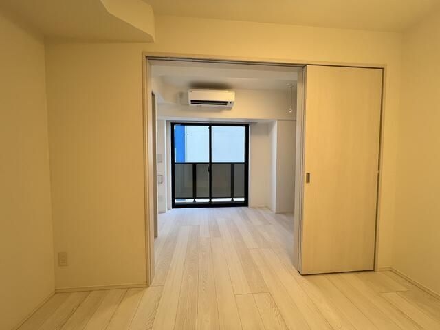 �y���̑��ݔ��z�@