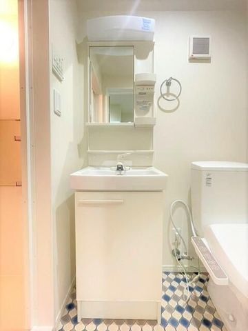 �y���ʏ��z�@