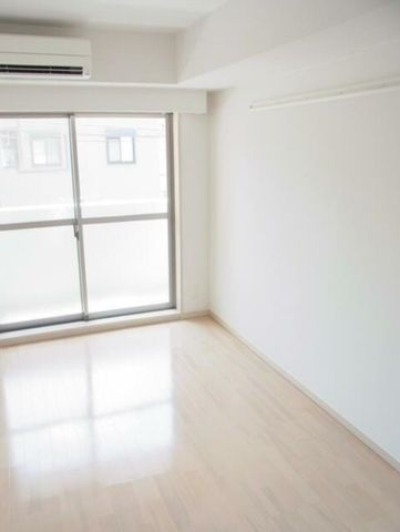 �y���ԁE���r���O�z�@����