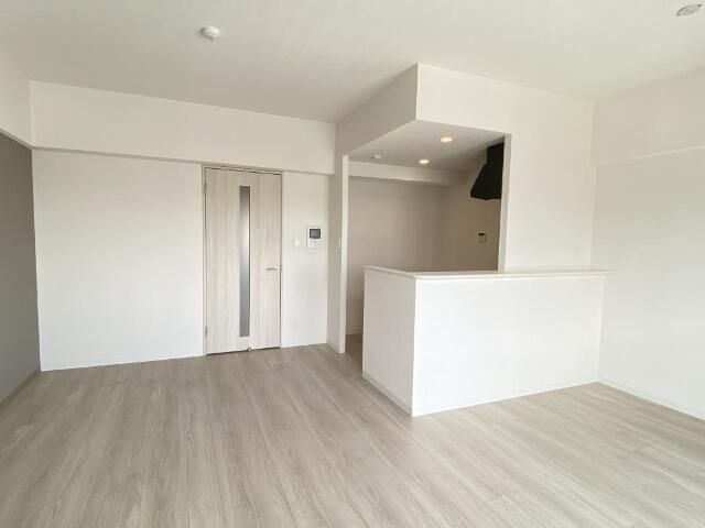 �y���ԁE���r���O�z�@