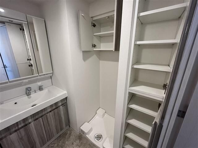 �y���ʏ��z�@