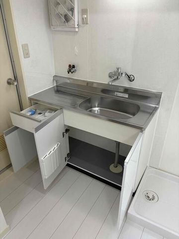 �y�L�b�`���z�@