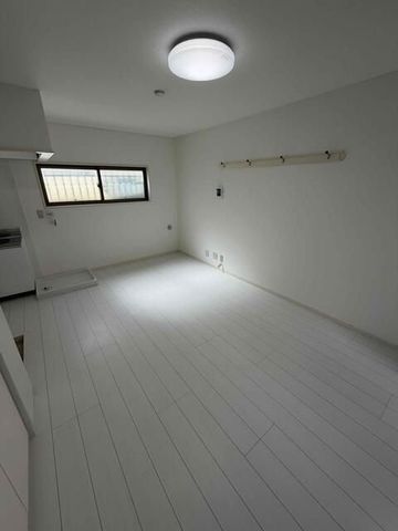 �y���ԁE���r���O�z�@