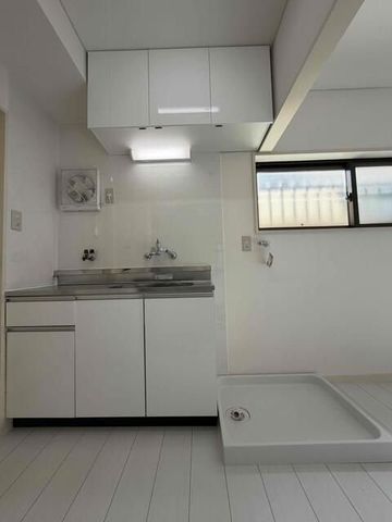 �y�L�b�`���z�@