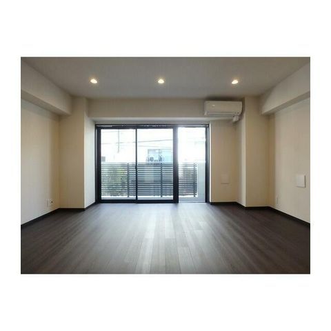 �y���ԁE���r���O�z�@