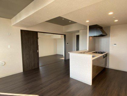 �y���̑��ݔ��z�@