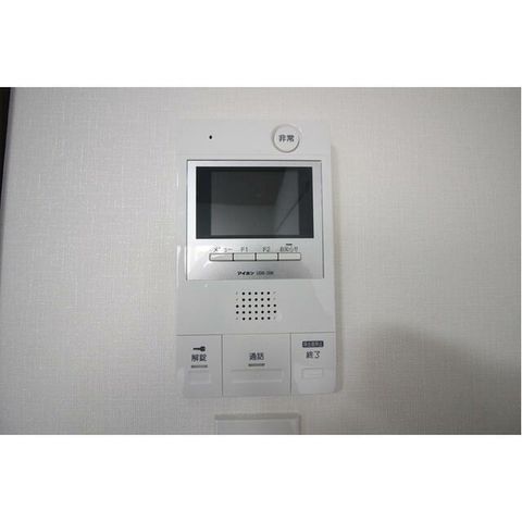 �y���̑��ݔ��z�@���j�^�[�t���C���^�[�z��