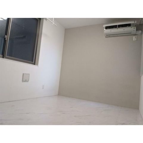 �y���ԁE���r���O�z�@