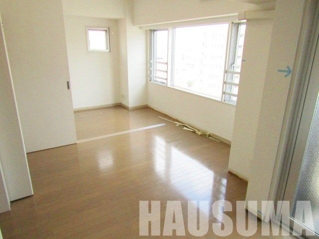 �y���ԁE���r���O�z�@����