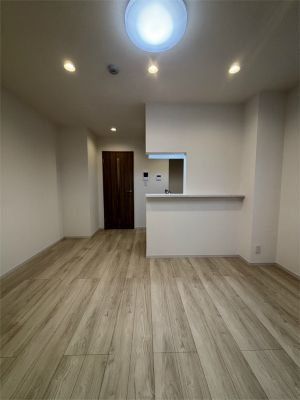 �y���ԁE���r���O�z�@
