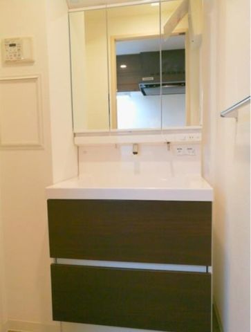 �y���ʏ��z�@