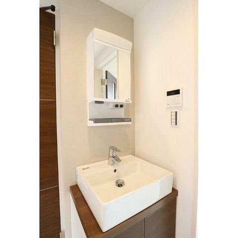 �y���ʏ��z�@