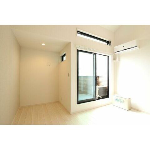 �y���ԁE���r���O�z�@