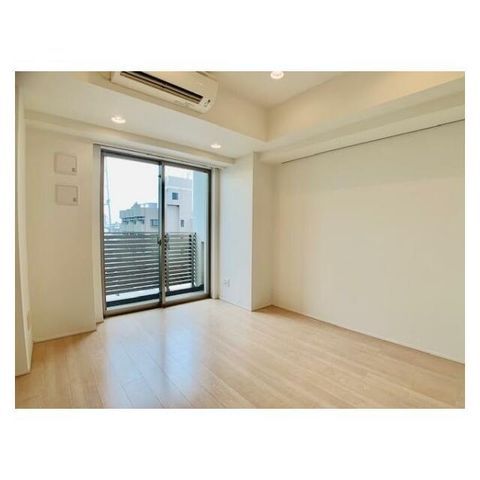 �y���ԁE���r���O�z�@