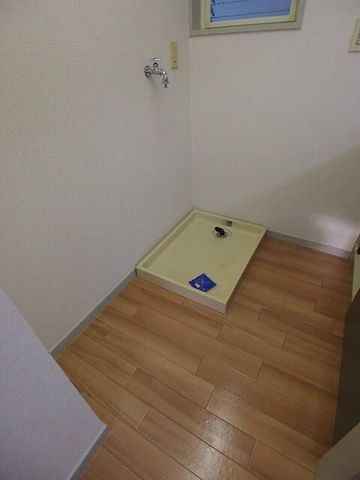 �y���̑��ݔ��z�@