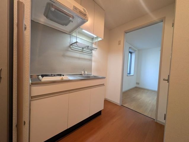 �y�L�b�`���z�@