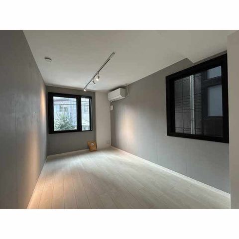 �y���̑��ݔ��z�@