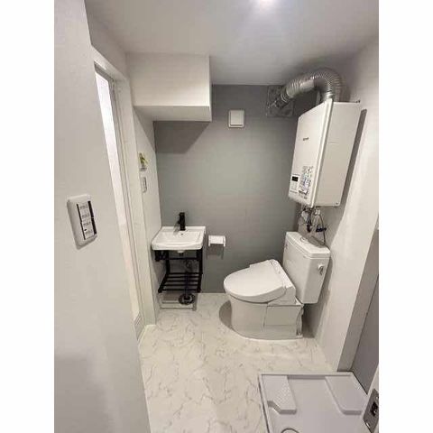 �y�g�C���z�@