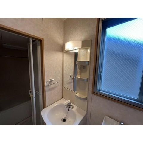 �y���ʏ��z�@