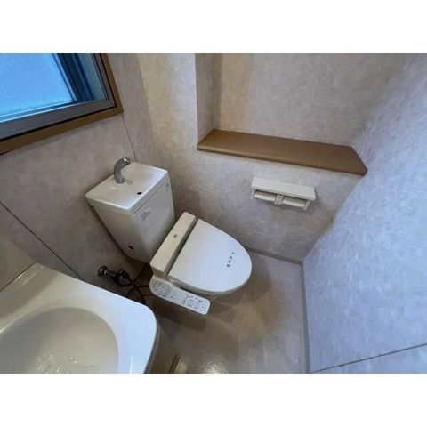 �y�g�C���z�@