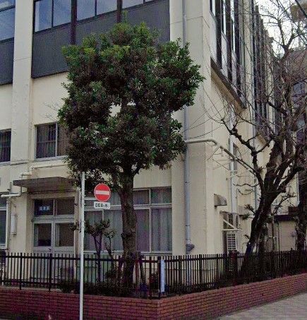 �y���Ӂz�@�r��旧�����闢���w�Z �k��2���B 100m