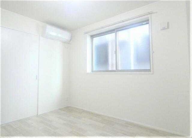 �y���ԁE���r���O�z�@