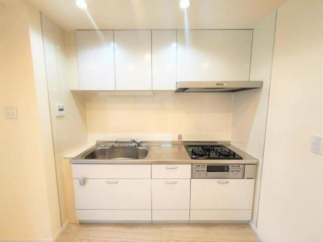 �y�L�b�`���z�@