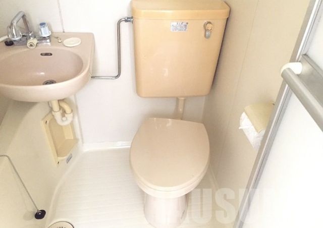 �y���ʏ��z�@�g�C��