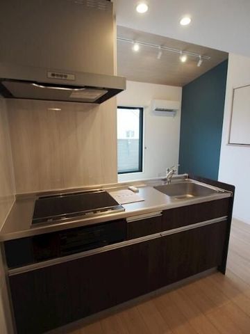 �y�L�b�`���z�@