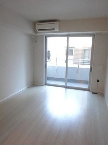 �y���ԁE���r���O�z�@����