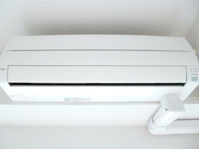 �y���̑��ݔ��z�@�G�A�R��