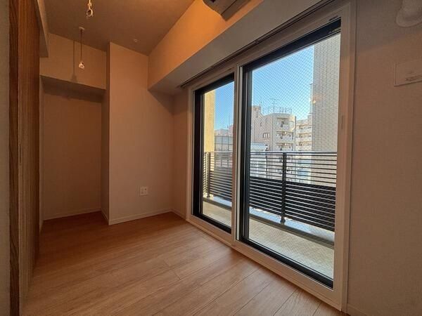 �y���̑������E�X�y�[�X�z�@