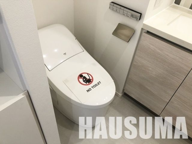 �y�g�C���z�@�g�C�������Ԏ�葼�����Q�l�ʐ^