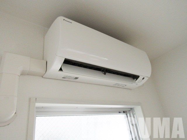 �y���̑��ݔ��z�@�G�A�R��