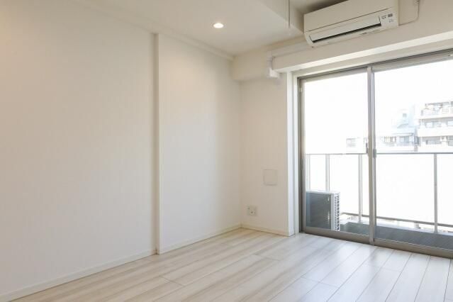 �y���ԁE���r���O�z�@