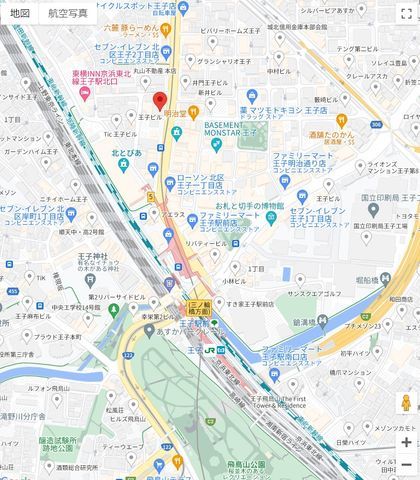 �y�n�}�z�@