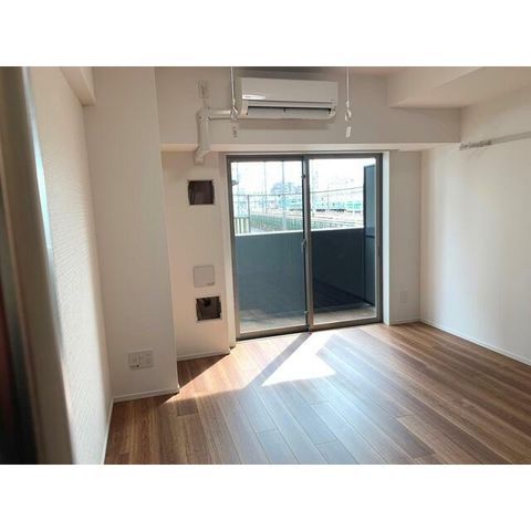 �y���ԁE���r���O�z�@