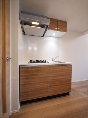 �y�L�b�`���z�@