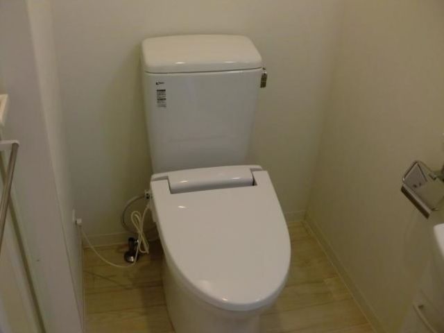 �y�g�C���z�@�g�C��